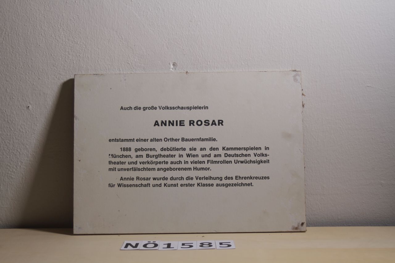 Inforamtionstafel Annie Rosar